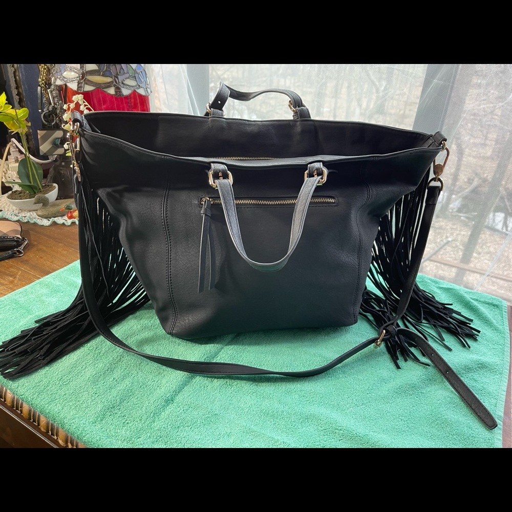 SHIRALEAH - Black bag with fringes on both sides. So cute big bag.Brand New